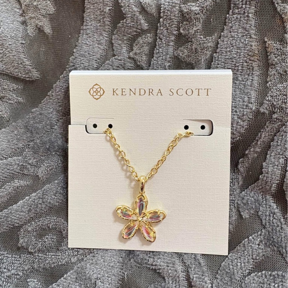 Kendra Scott Gold and Pink Floral Pendant Necklace